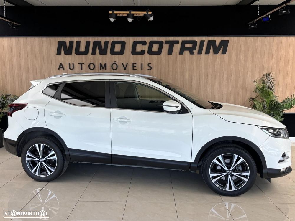 Nissan Qashqai 1.5 dCi N-Connecta J18 - 1