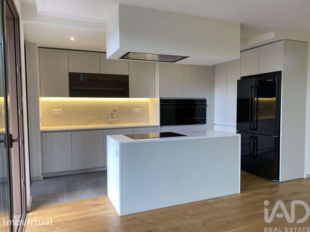 Apartamento T3 em Oliveira do Douro de 118,00 m2 - Grande imagem: 2/30