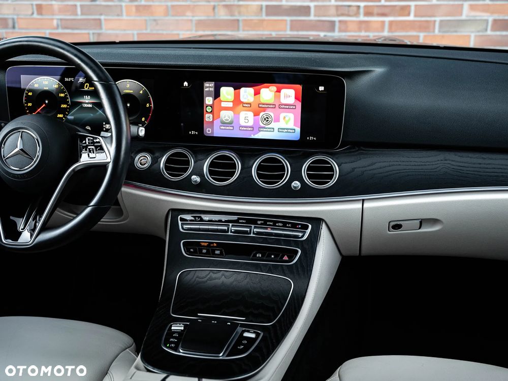Mercedes-Benz Klasa E 220 d T 9G-TRONIC Exclusive - 31