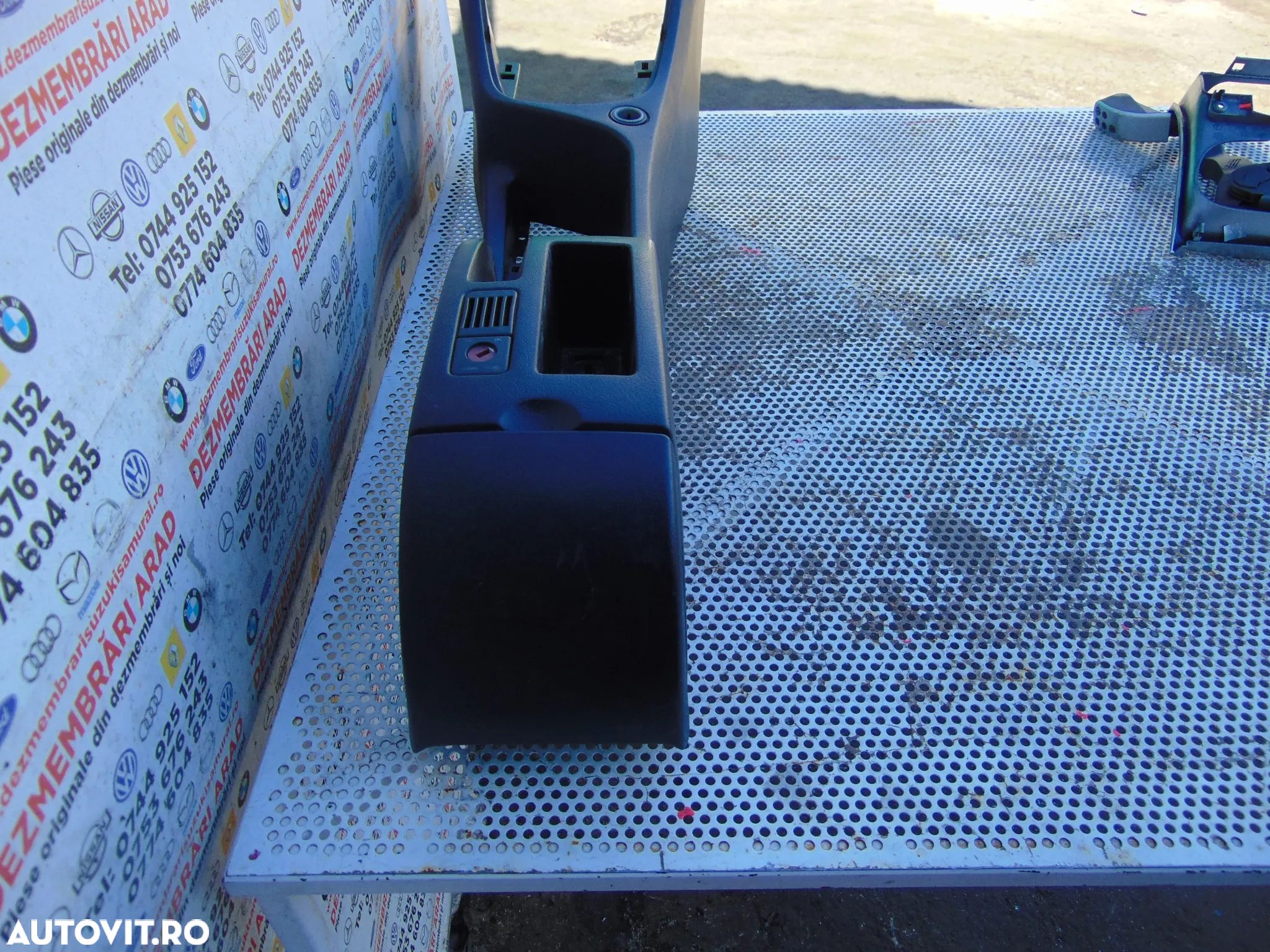 Consola centrala Peugeot 307cc cabrio butoane geamuri dezmembrez 307cc - 2