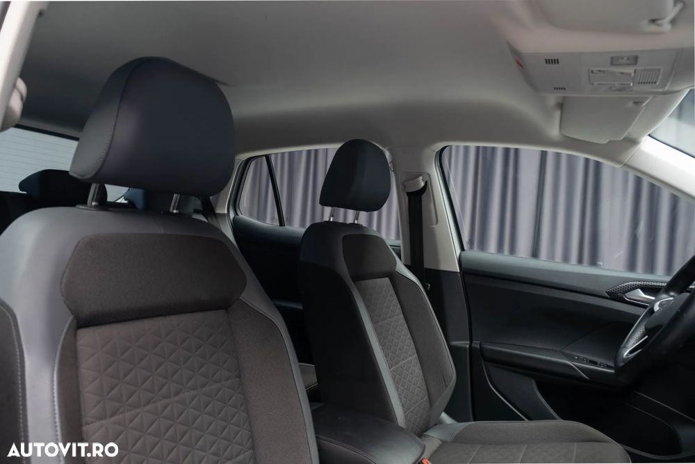 Volkswagen T-Cross 1.0 TSI DSG Style - 33