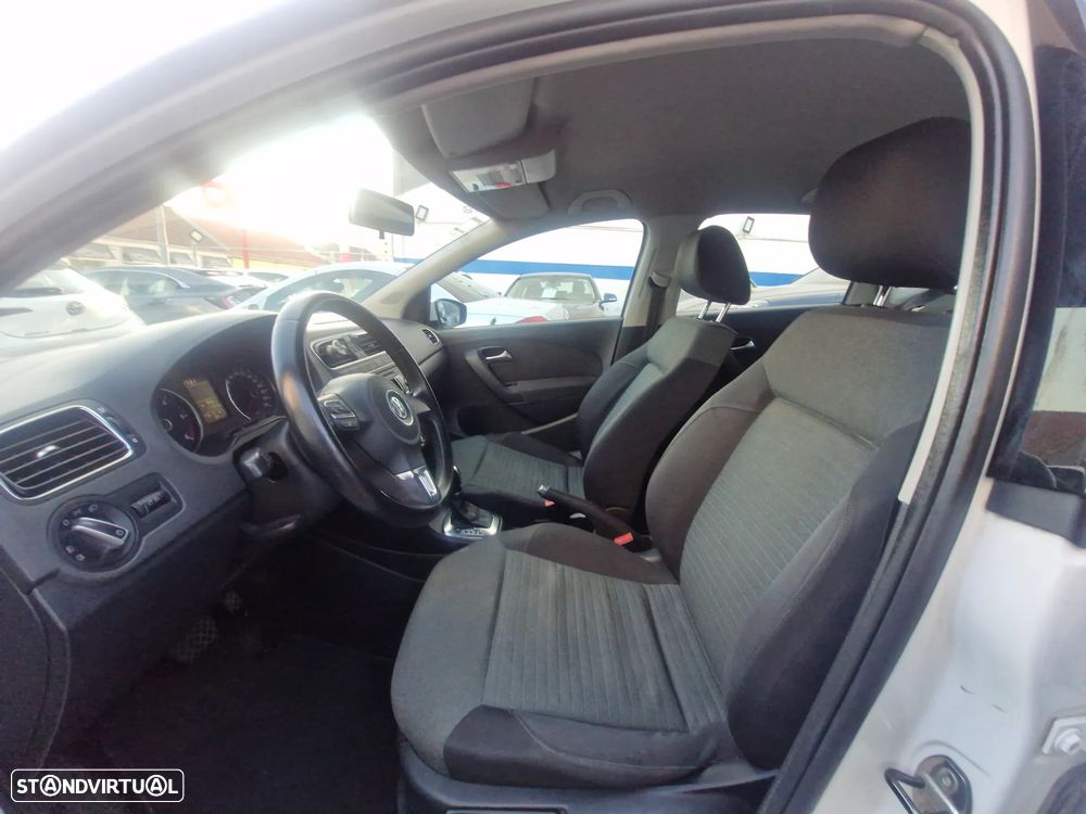VW Polo 1.6 TDI Conforline DSG - 4