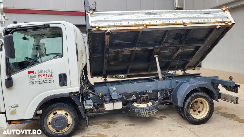 Isuzu Mirandola - 14