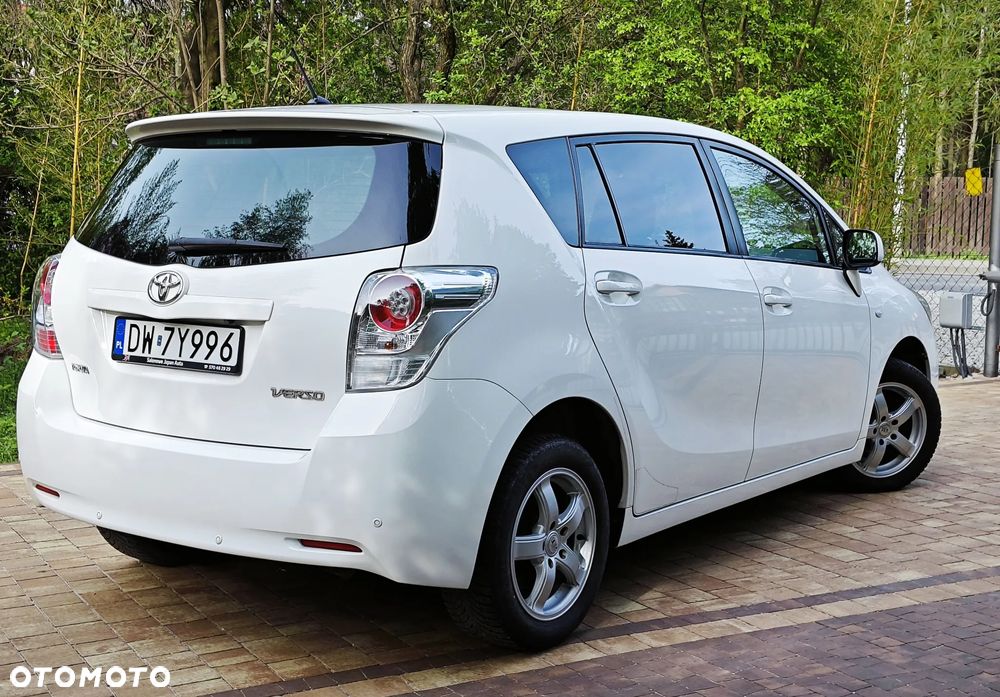 Toyota Verso 2.0 D-4D Sol plus - 12