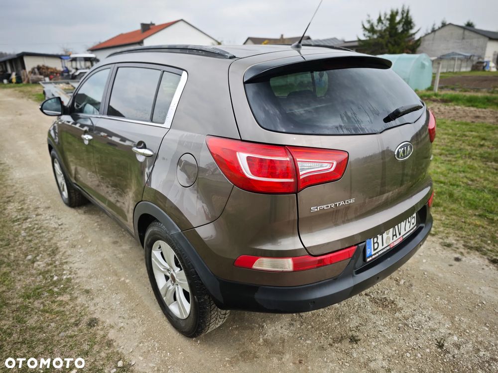Kia Sportage 2.0 CRDI 4WD Spirit - 8