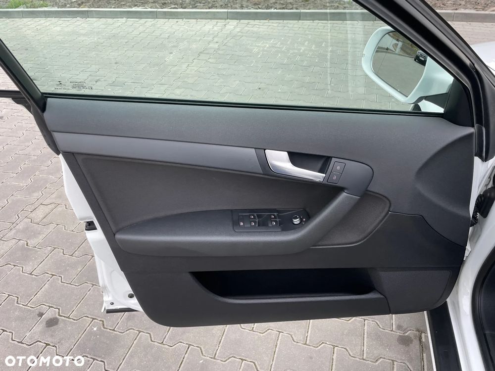 Audi A3 Sportback 1.6 TDI DPF Ambition - 15