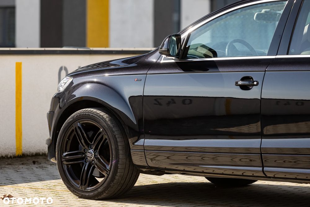 Audi Q7 3.0 TDI DPF clean diesel Quattro Tiptronic - 14