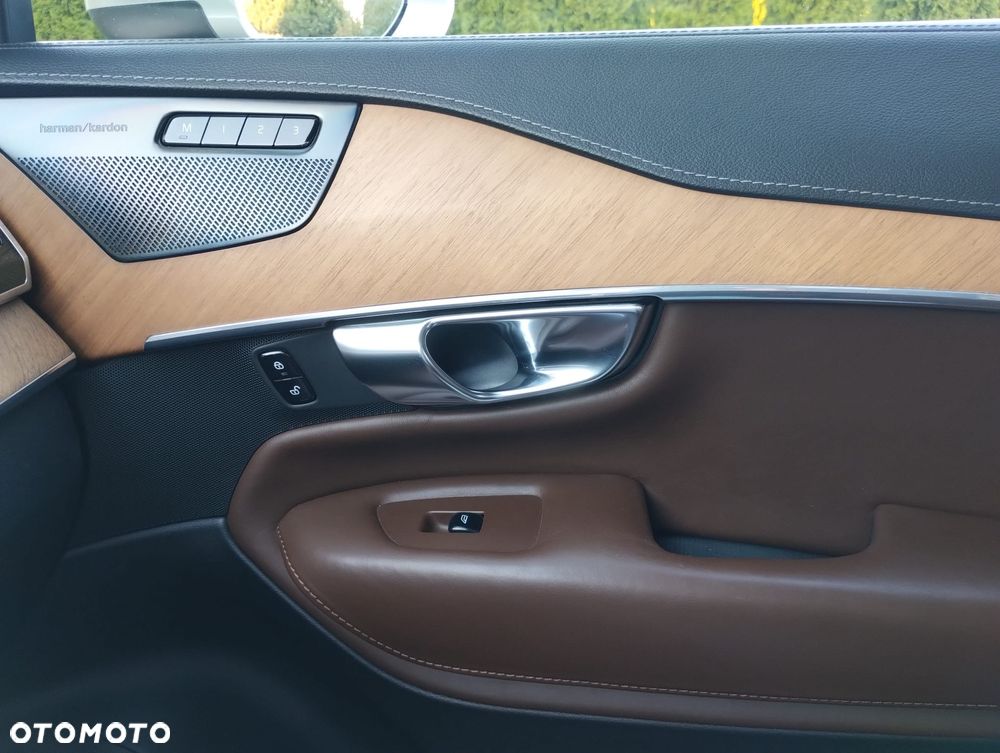 Volvo XC 90 D5 AWD Inscription 7os - 17