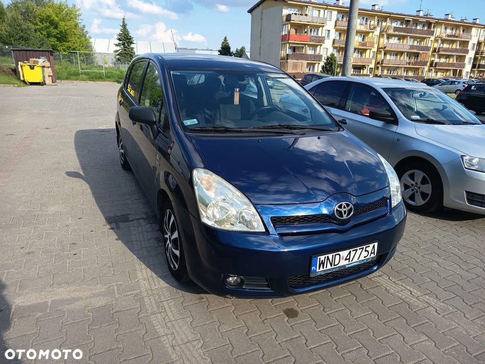 Toyota Corolla Verso - 1