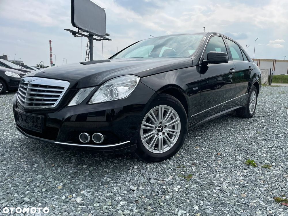 Mercedes-Benz Klasa E - 27
