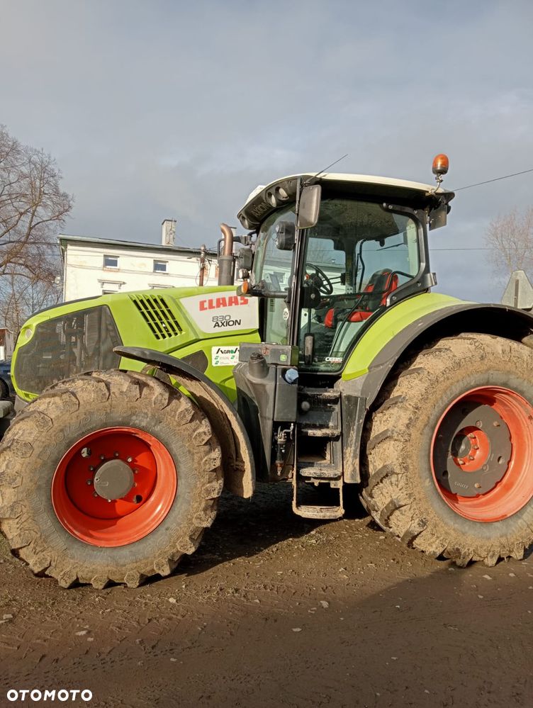Claas AXION 830 - 1