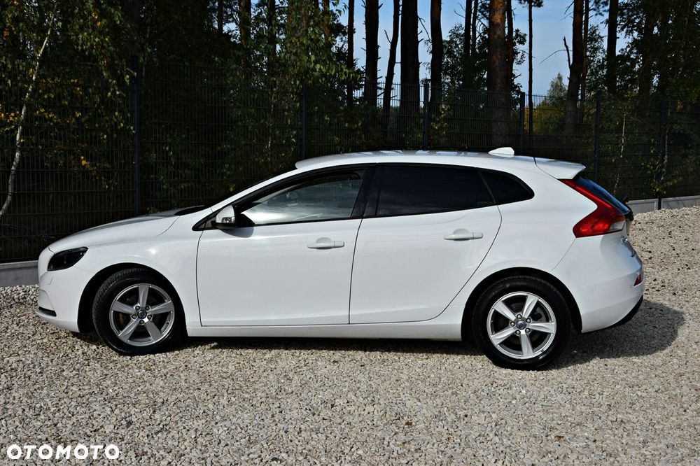 Volvo V40 - 22