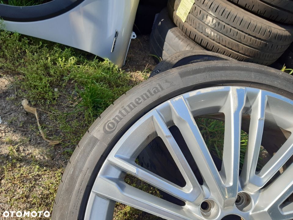 Felga z oponą Audi A4 A-4 S4 B9 8.5Jx19H2 ET 40 8W0601025BE 245/35R19 Continental Sport Contact 6 R0 - 6