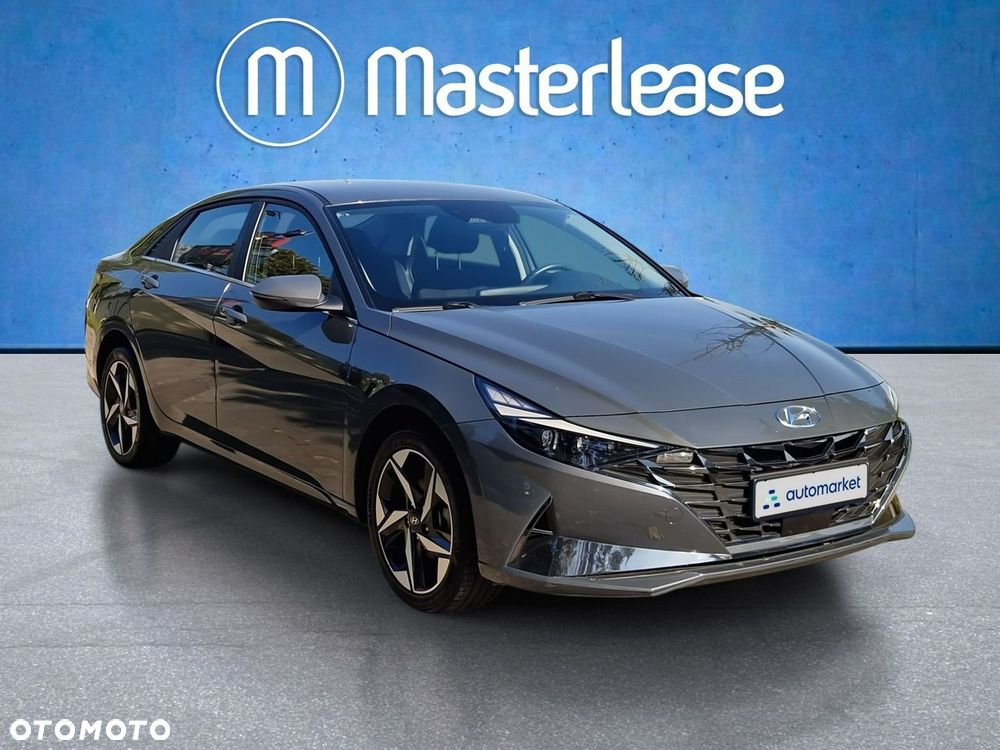 Hyundai Elantra 2023