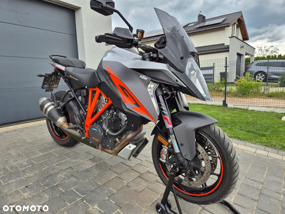KTM Super Duke - 17
