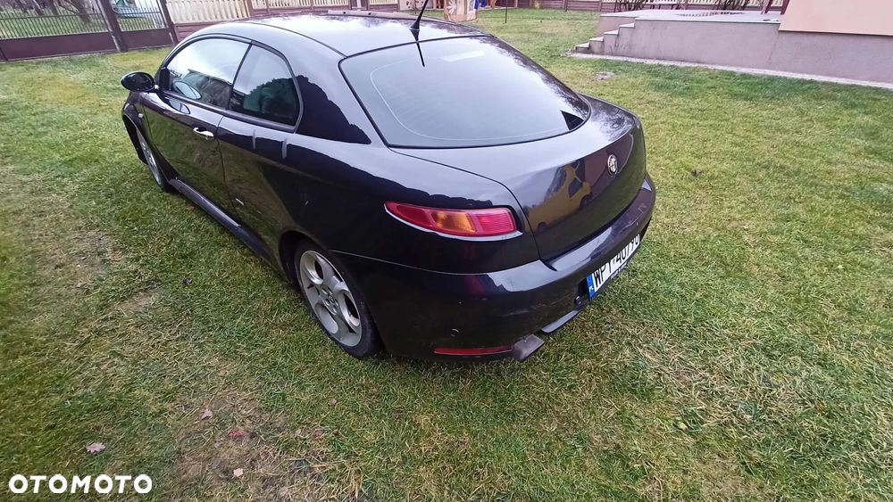 Alfa Romeo GT 1.9JTD 16V Progression - 11
