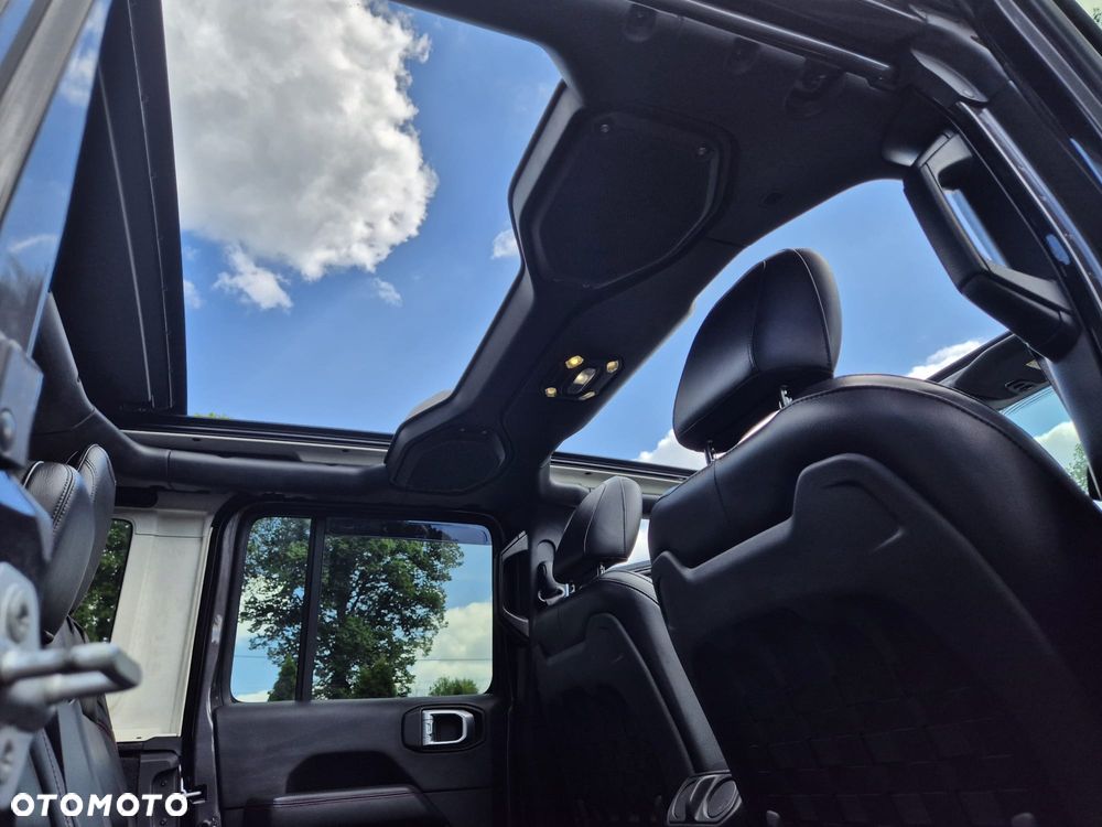 Jeep Wrangler - 31