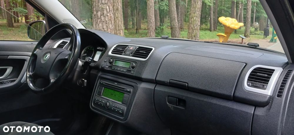 Skoda Roomster 1.6 16V Comfort PLUS EDITION - 11