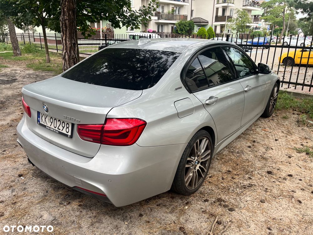 BMW Seria 3 330e iPerformance M Sport Shadow - 4