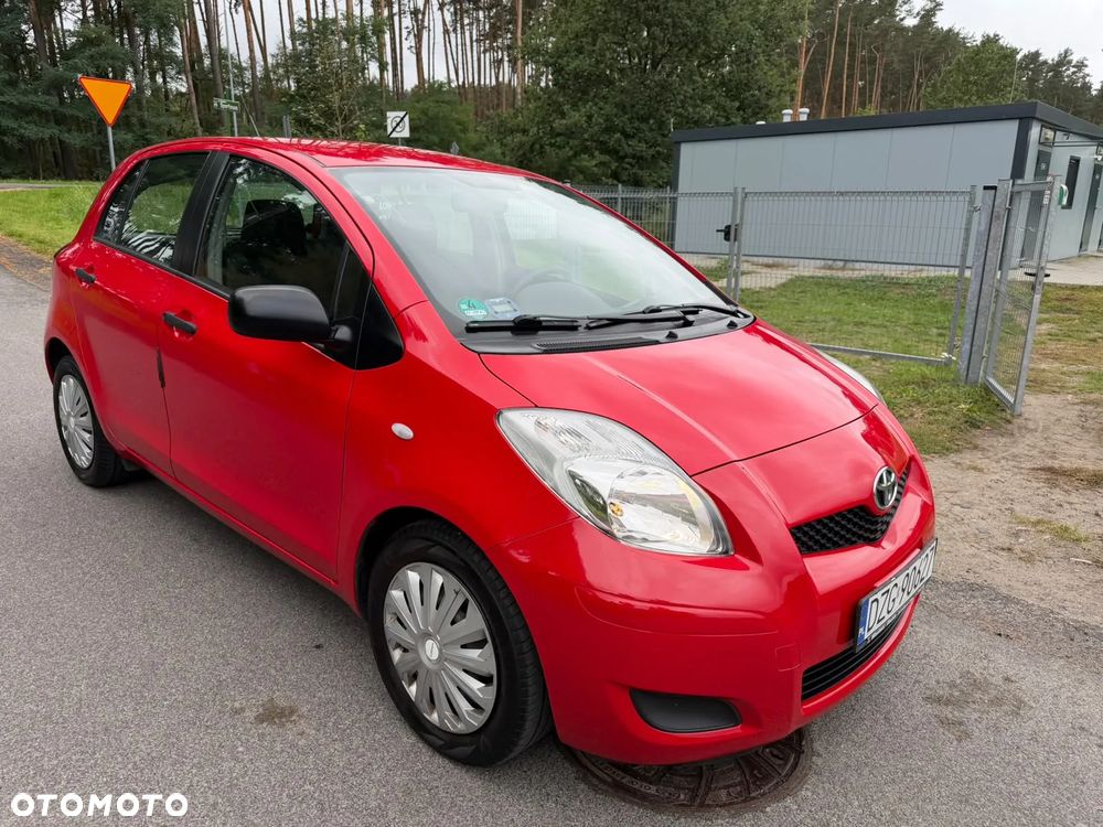 Toyota Yaris - 7