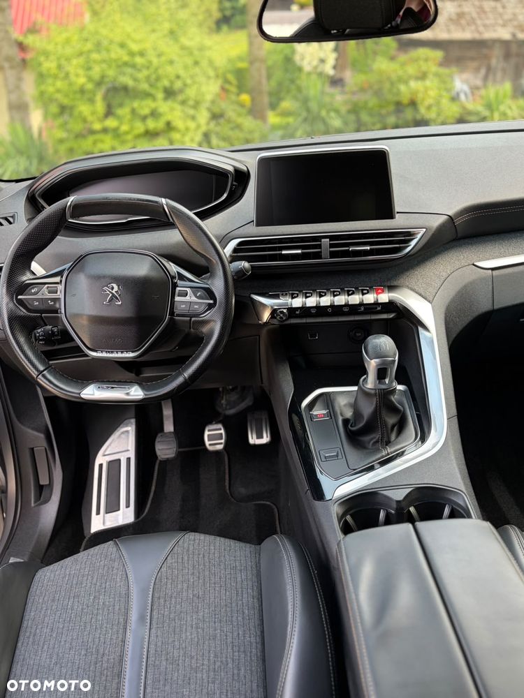 Peugeot 5008 - 18
