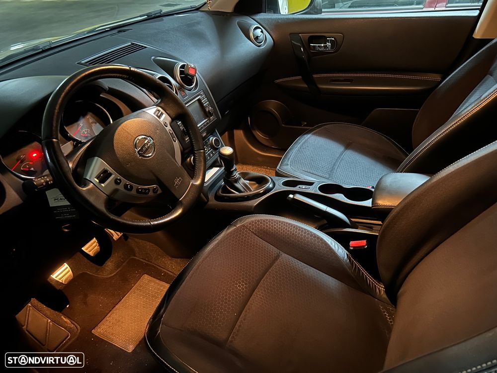 Nissan Qashqai 1.6 dCi Tekna Premium 18 360 - 12
