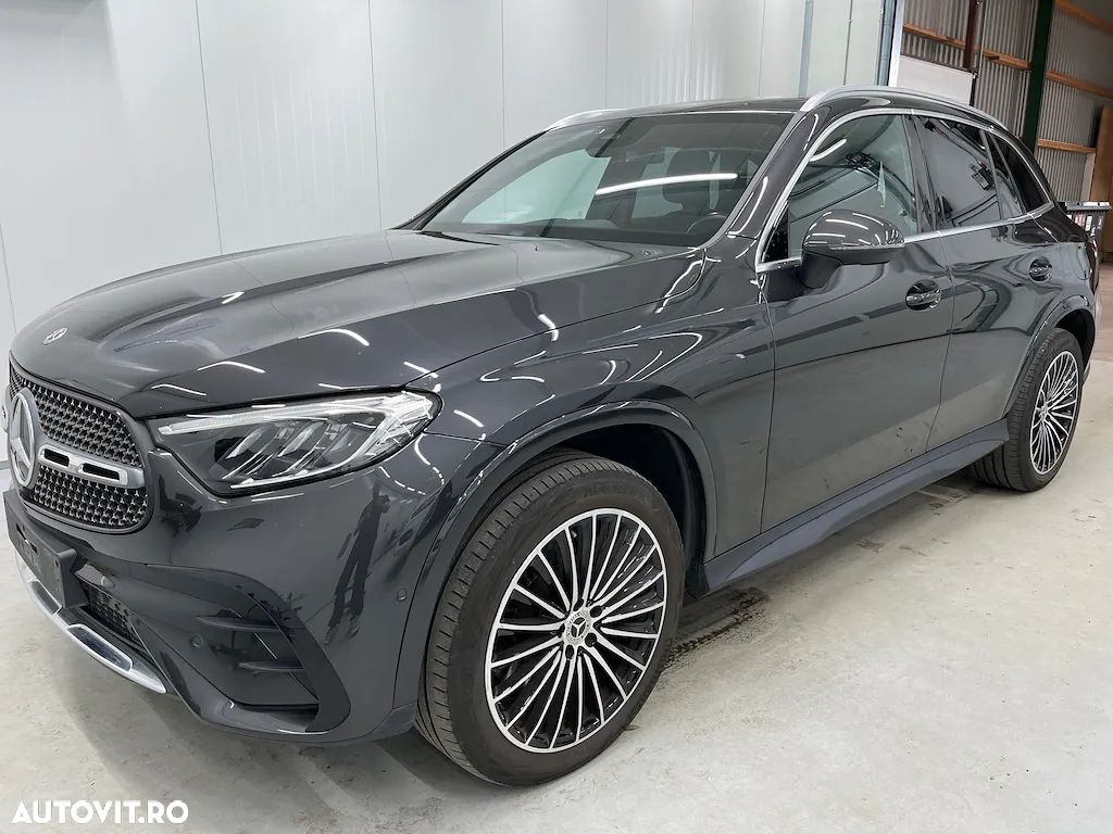 Mercedes-Benz GLC - 1