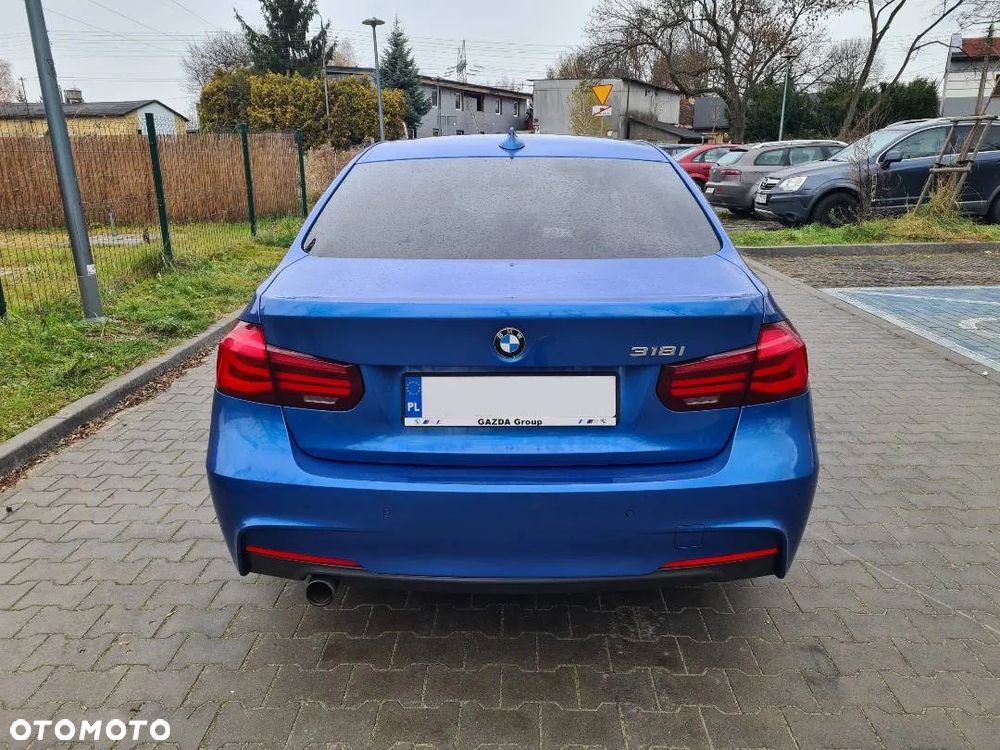 BMW Seria 3 318i M Sport Shadow - 2