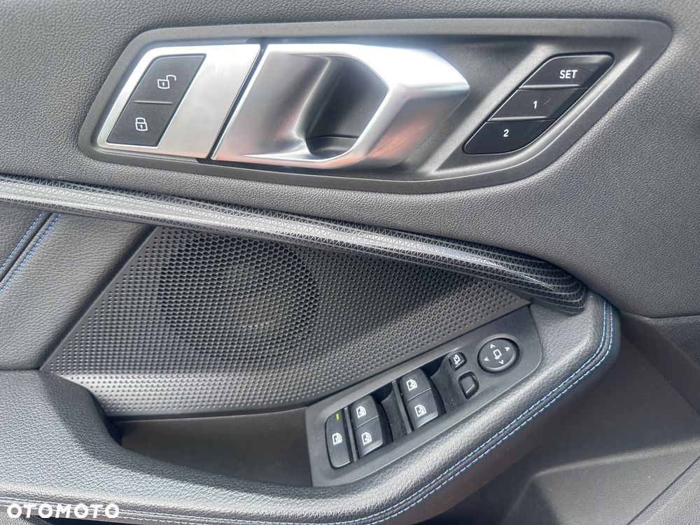 BMW Seria 2 218i M Sport - 8