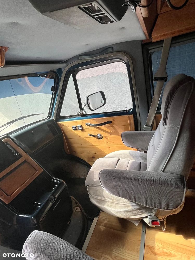 Chevrolet Chevy Van - 13