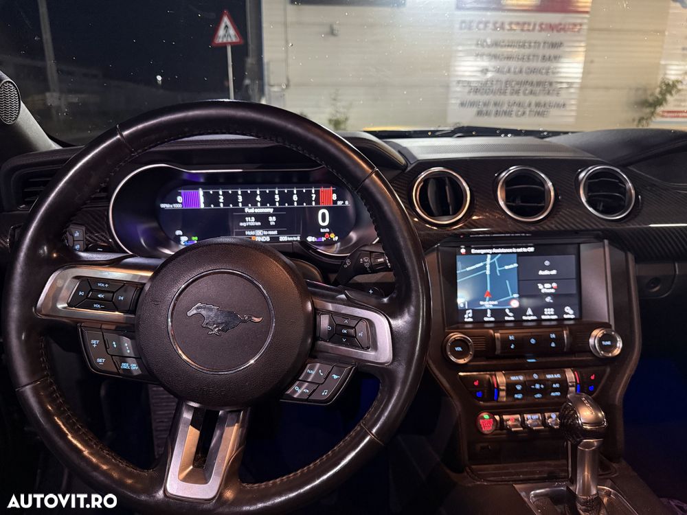 Ford Mustang - 20