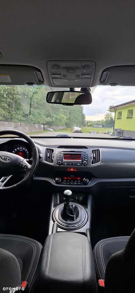 Kia Sportage 2.0 L - 10