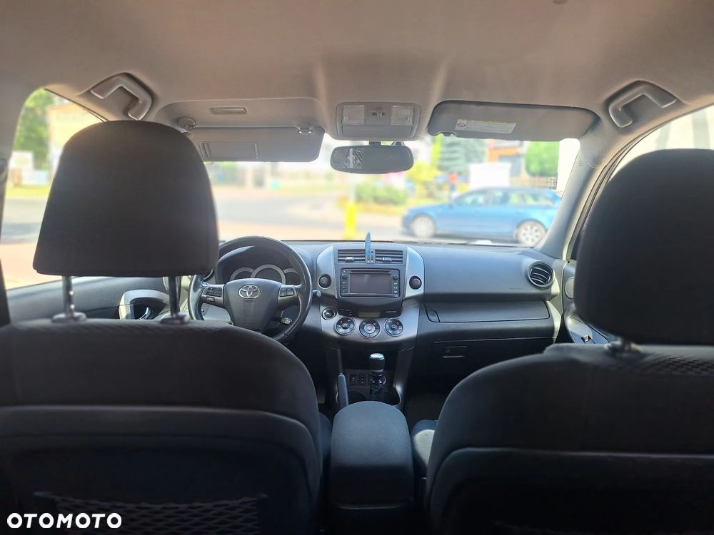 Toyota RAV4 2.2 D-4D 4x4 Comfort - 19