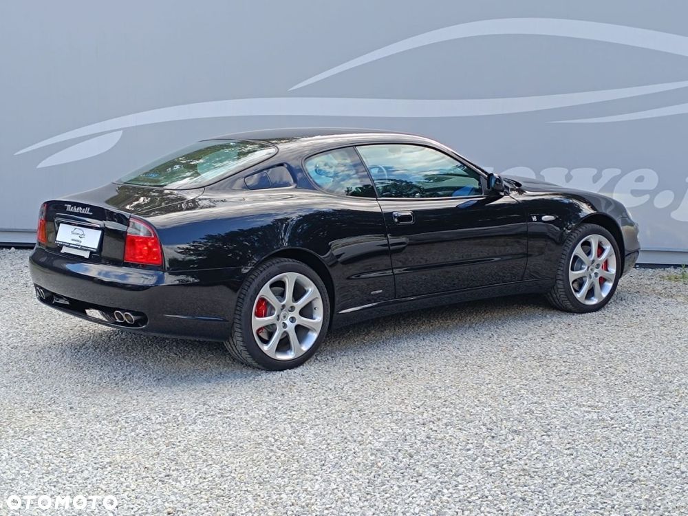 Maserati Coupe - 18