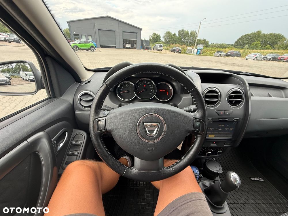 Dacia Duster 1.6 - 23