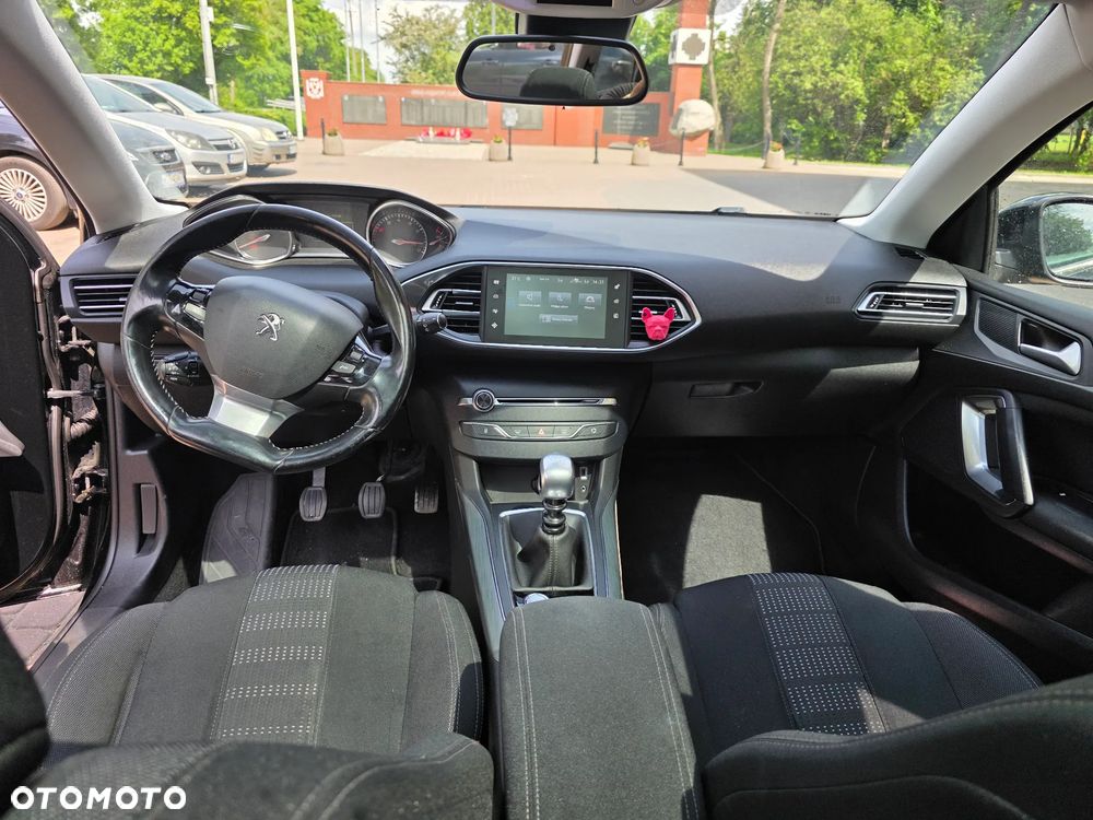 Peugeot 308 1.2 PureTech Style S&S - 11