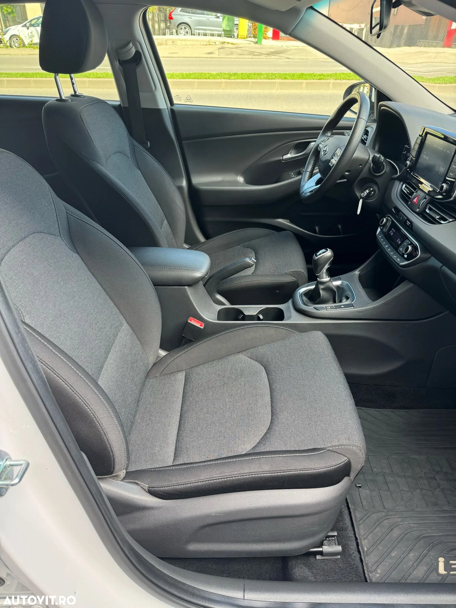 Hyundai i30 1.5 110CP 5DR M/T Highway - 26