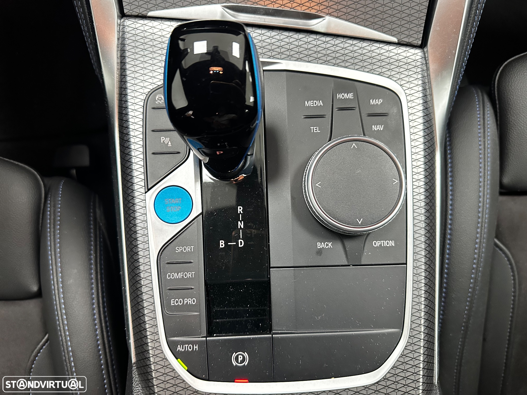 BMW i4 eDrive40 Edição Desportiva M - 15