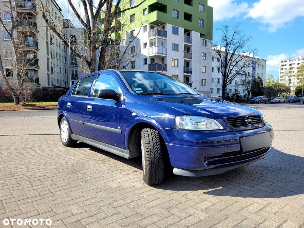 Opel Astra - 1