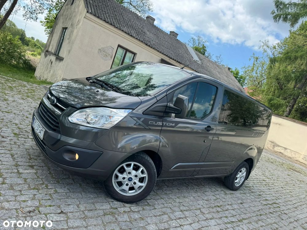 Ford Tourneo Custom 2.0 EcoBlue L2 Shuttle Bus Titanium - 3