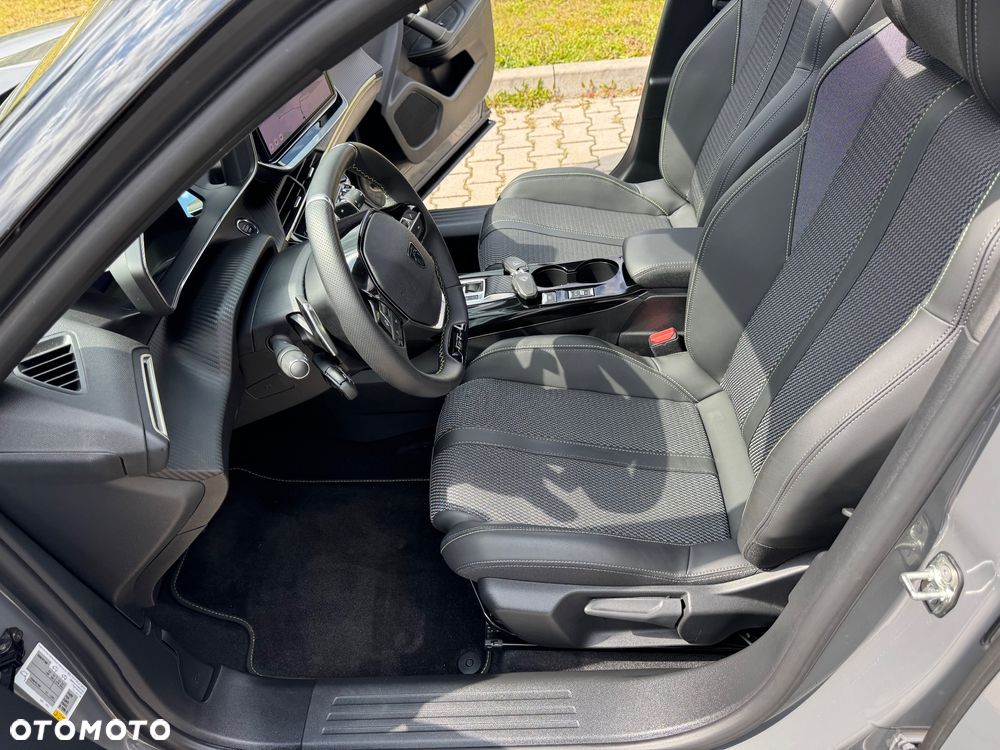 Peugeot 2008 1.2 PureTech GT Line S&S EAT8 - 25
