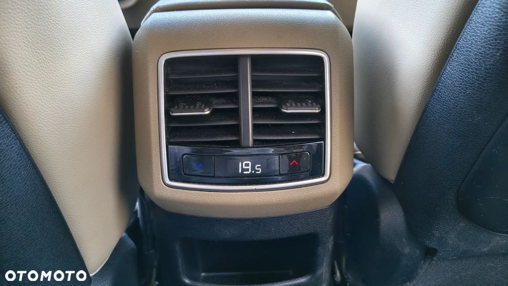 Kia Sportage 1.6 T-GDI HEV Business Line 4WD - 9