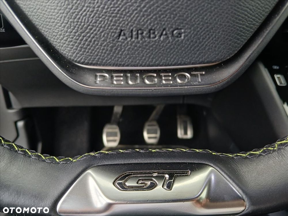 Peugeot 2008 1.2 PureTech GT Line S&S - 20