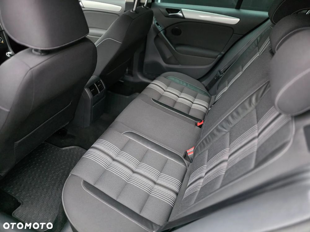 Volkswagen Golf 1.6 TDI DPF MATCH - 29