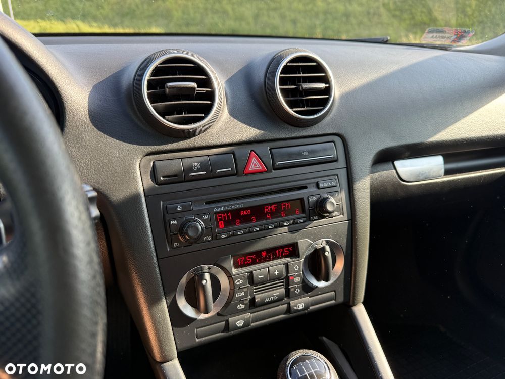 Audi A3 3-drzwiowe 1.9 TDI DPF Attraction - 14