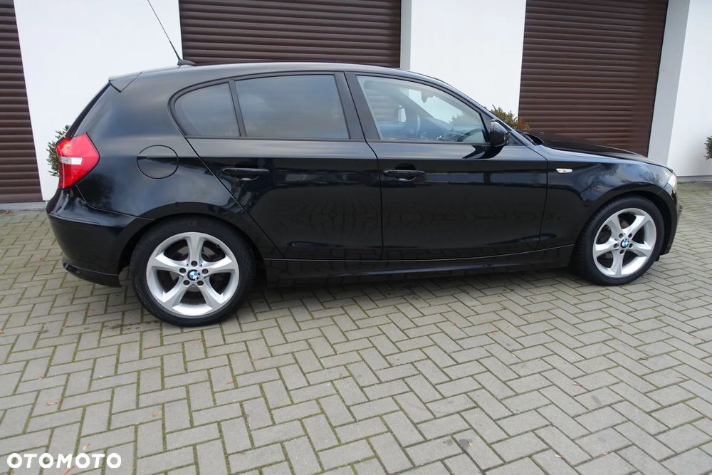 BMW Seria 1 116d - 29