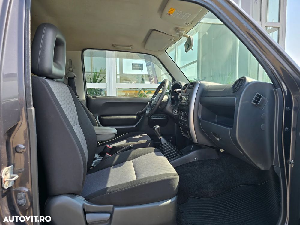 Suzuki Jimny 1.5 DDiS Comfort - 11
