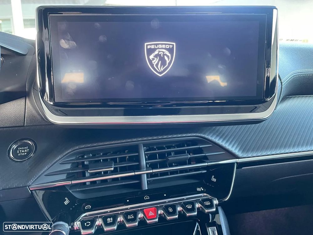 Peugeot 2008 1.2 PureTech GT Pack EAT8 - 11