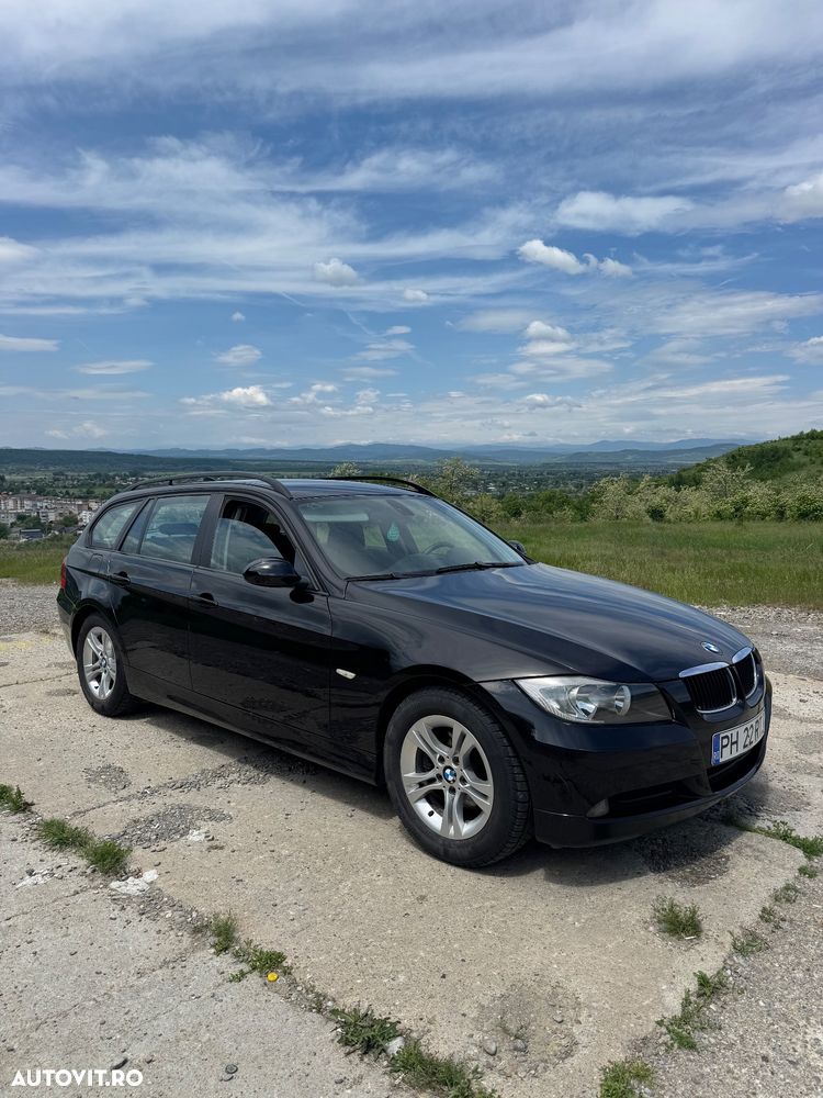 BMW Seria 3 318d - 1