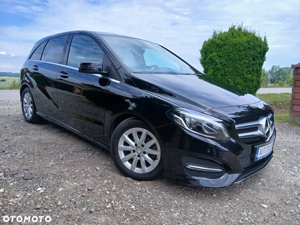 Mercedes-Benz Klasa B 180 d Edition - 11